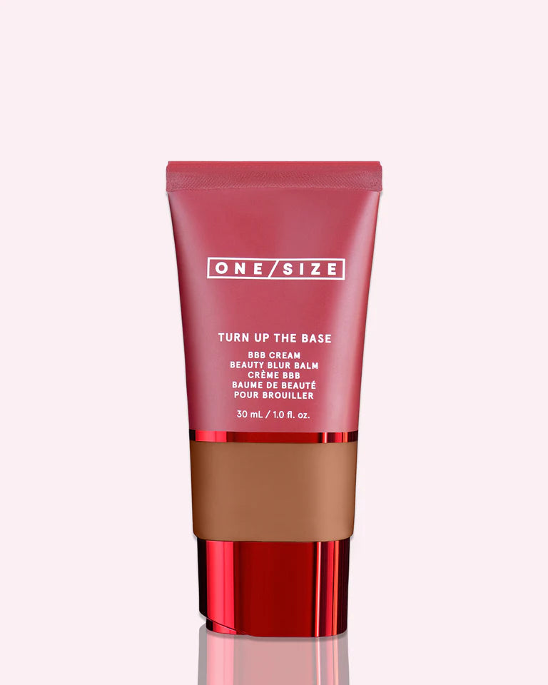 Turn Up the Base Blurring Powder Foundation