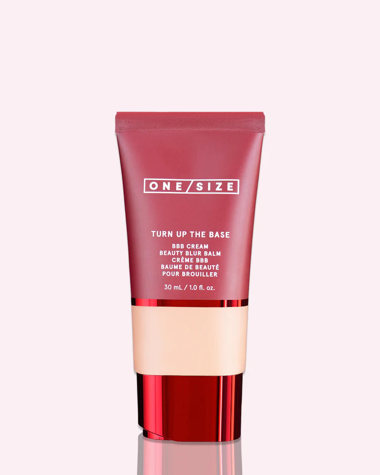 Turn Up the Base Blurring Powder Foundation
