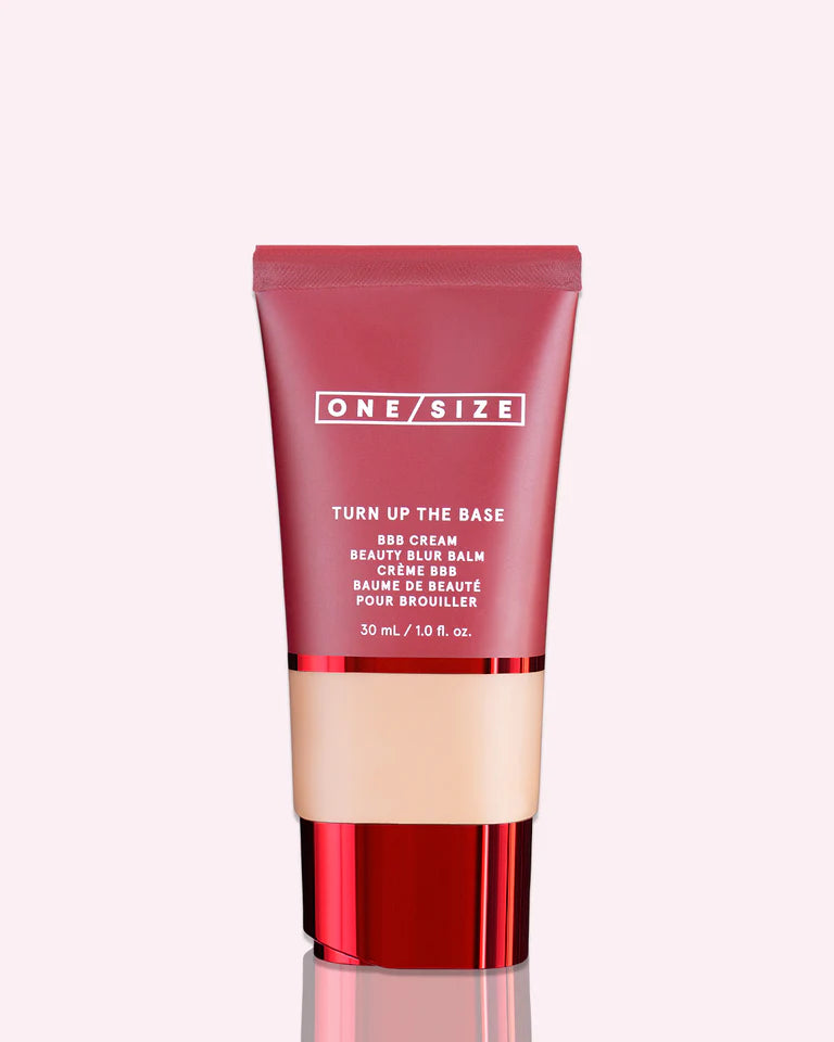 Turn Up the Base Blurring Powder Foundation