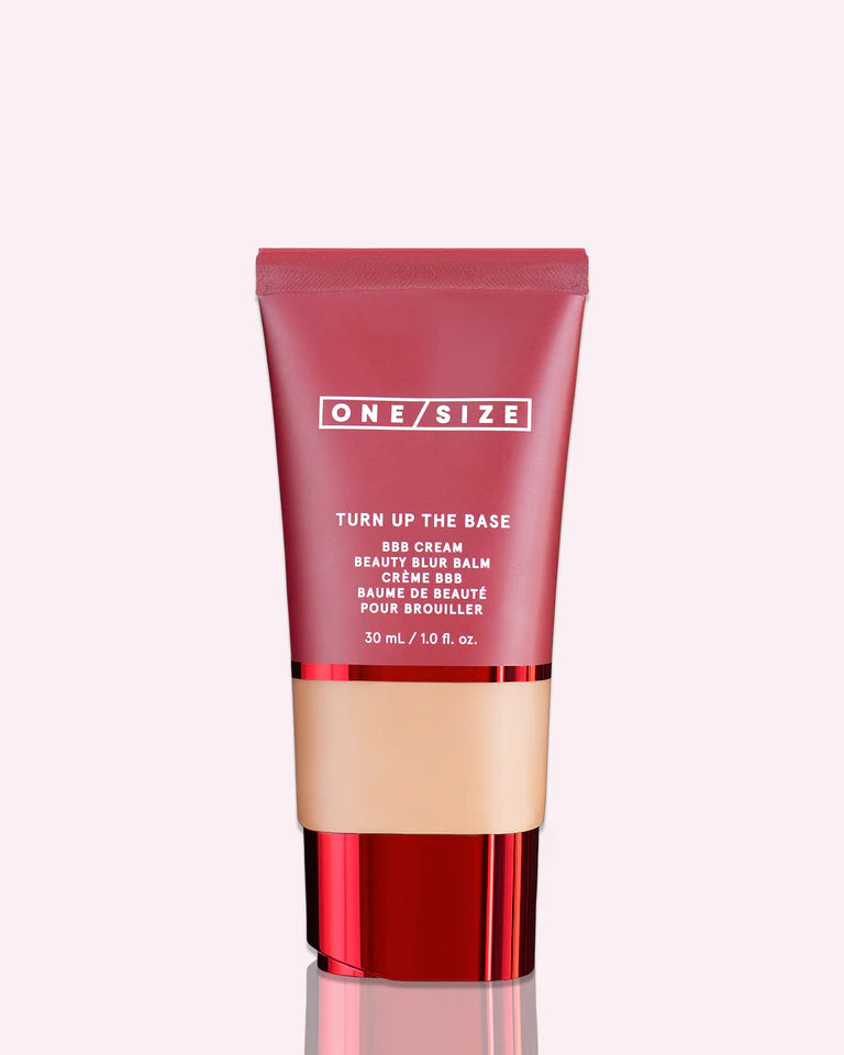 Turn Up the Base Blurring Powder Foundation