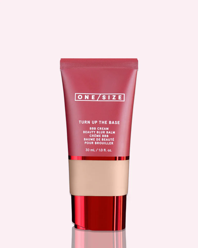 Turn Up the Base Blurring Powder Foundation