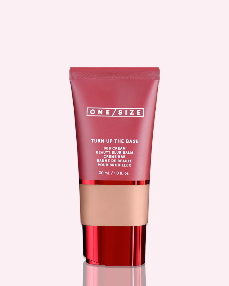 Turn Up the Base Blurring Powder Foundation