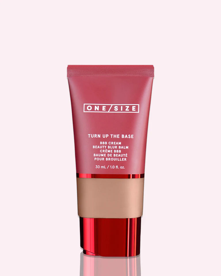 Turn Up the Base Blurring Powder Foundation