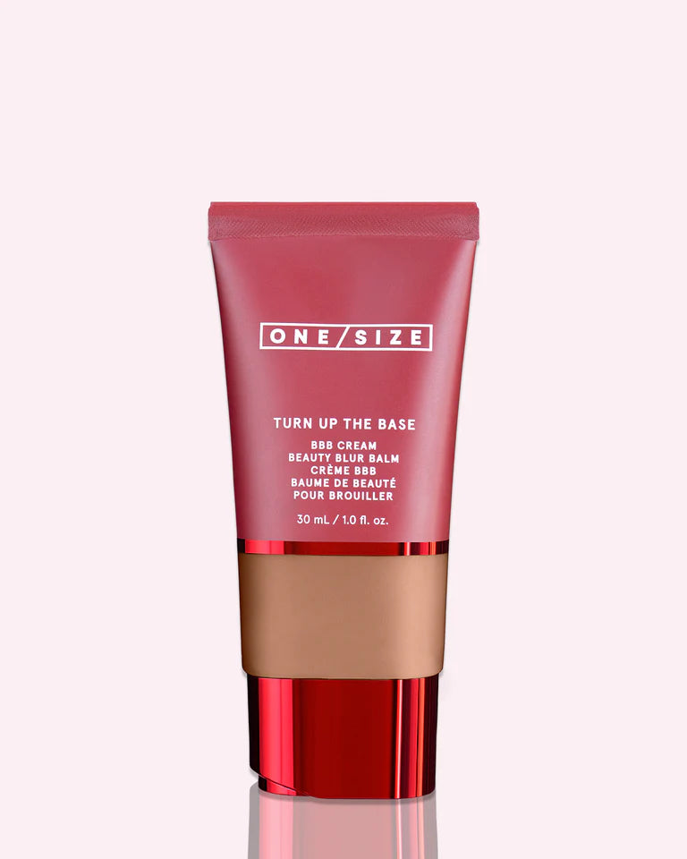 Turn Up the Base Blurring Powder Foundation