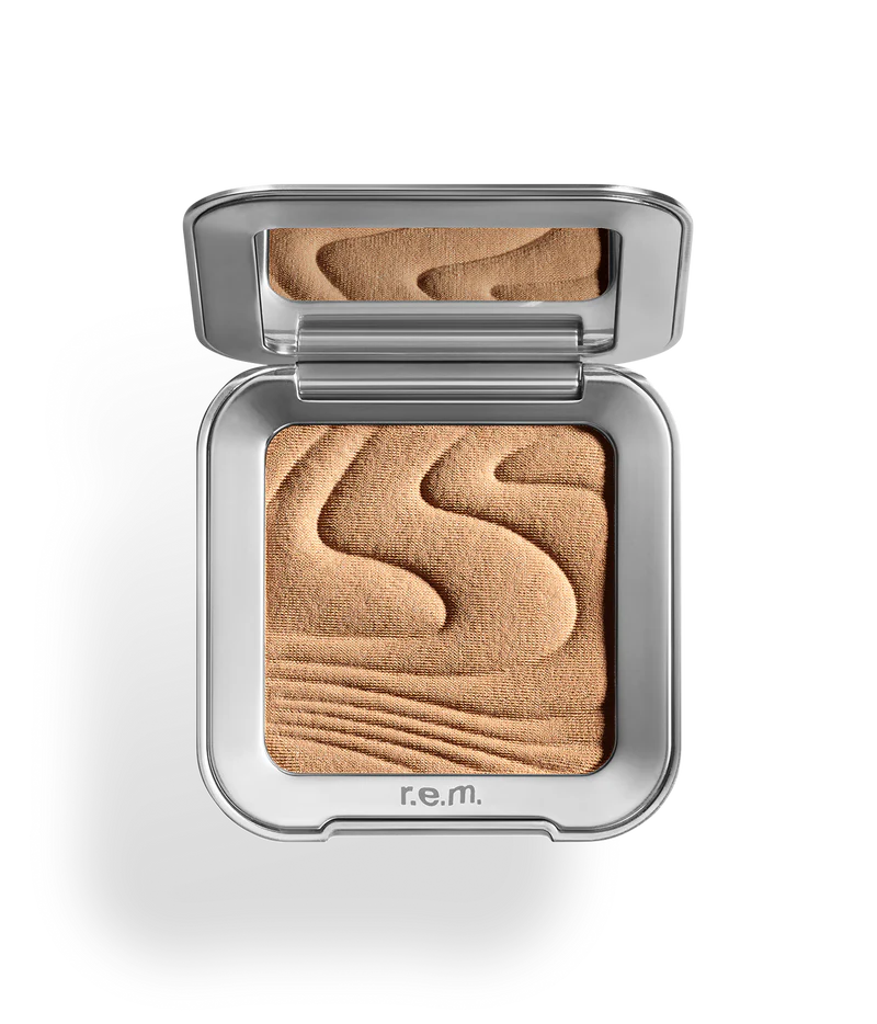 Hypernova Satin Matte Bronzer