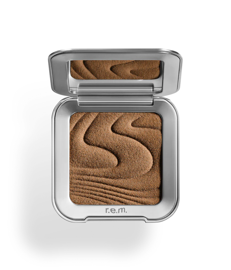 Hypernova Satin Matte Bronzer