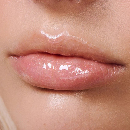 Lemontini peptide lip tint